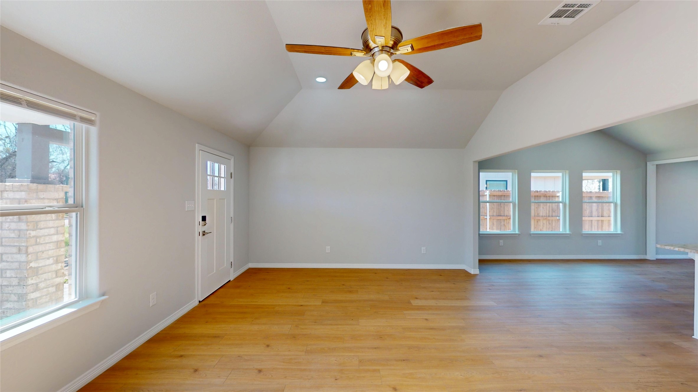 707 Cedar Street Cleburne TX 76031