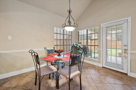 2755 Vela Grand Prairie TX 75054