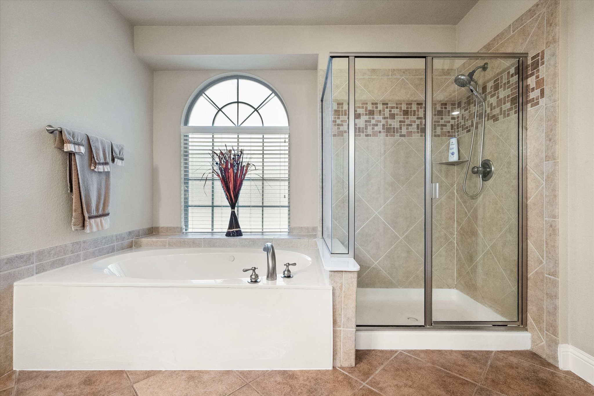 2755 Vela Grand Prairie TX 75054