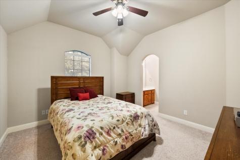 2755 Vela Grand Prairie TX 75054