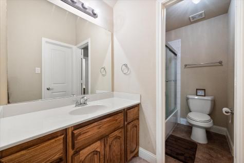 2755 Vela Grand Prairie TX 75054