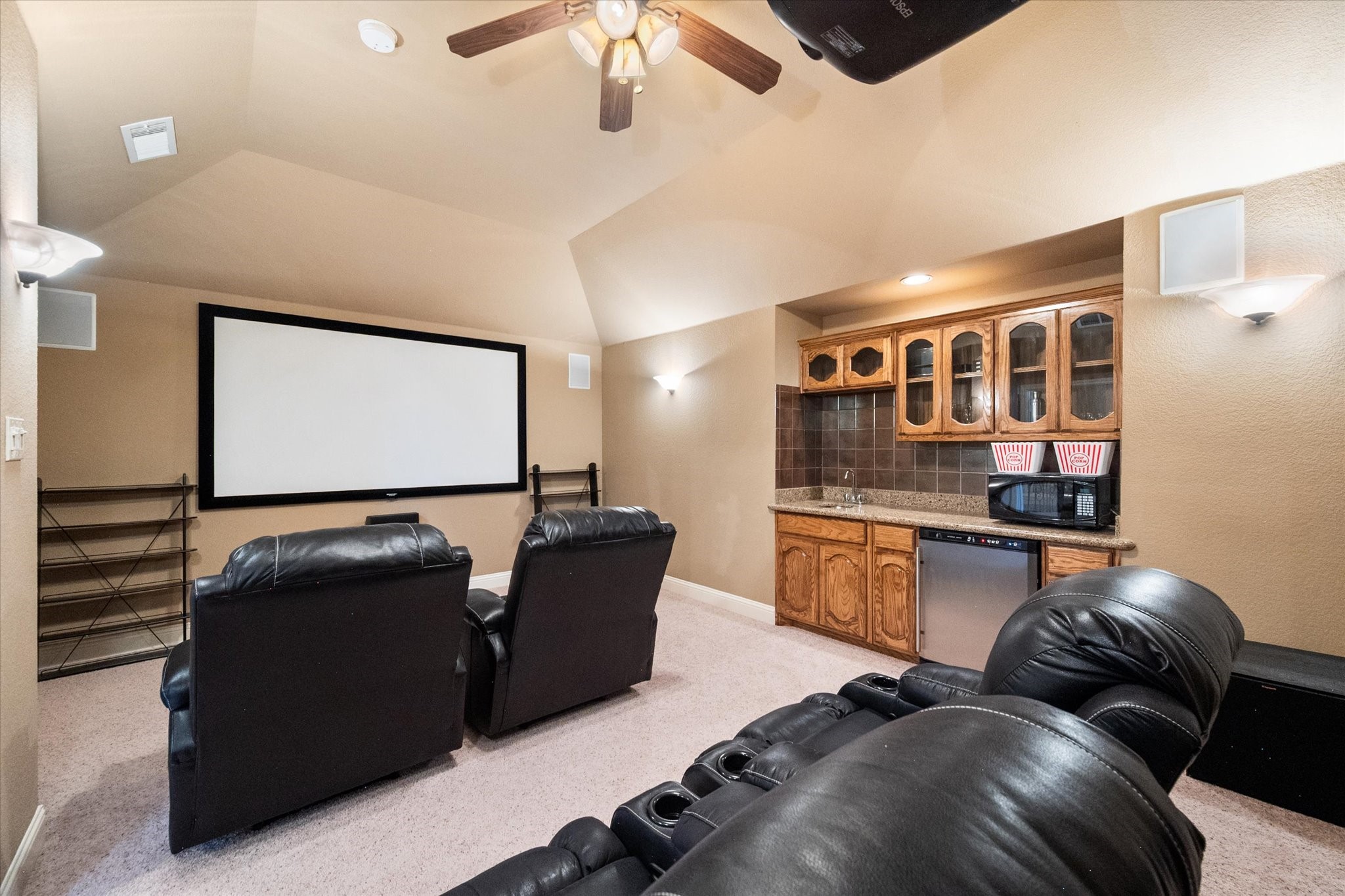 2755 Vela Grand Prairie TX 75054