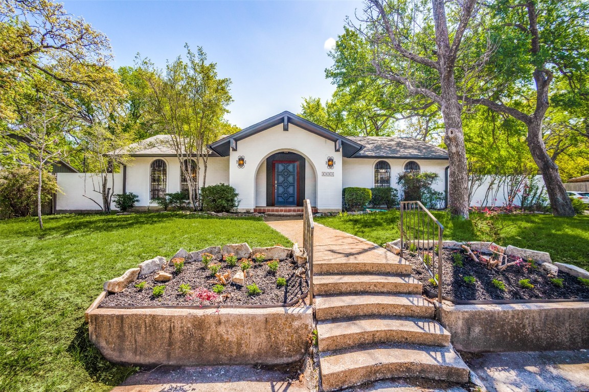 1900 Emerson Lane Denton TX 76209