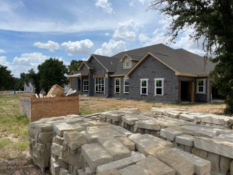 409 Zonaverde Court Poolville TX 76487