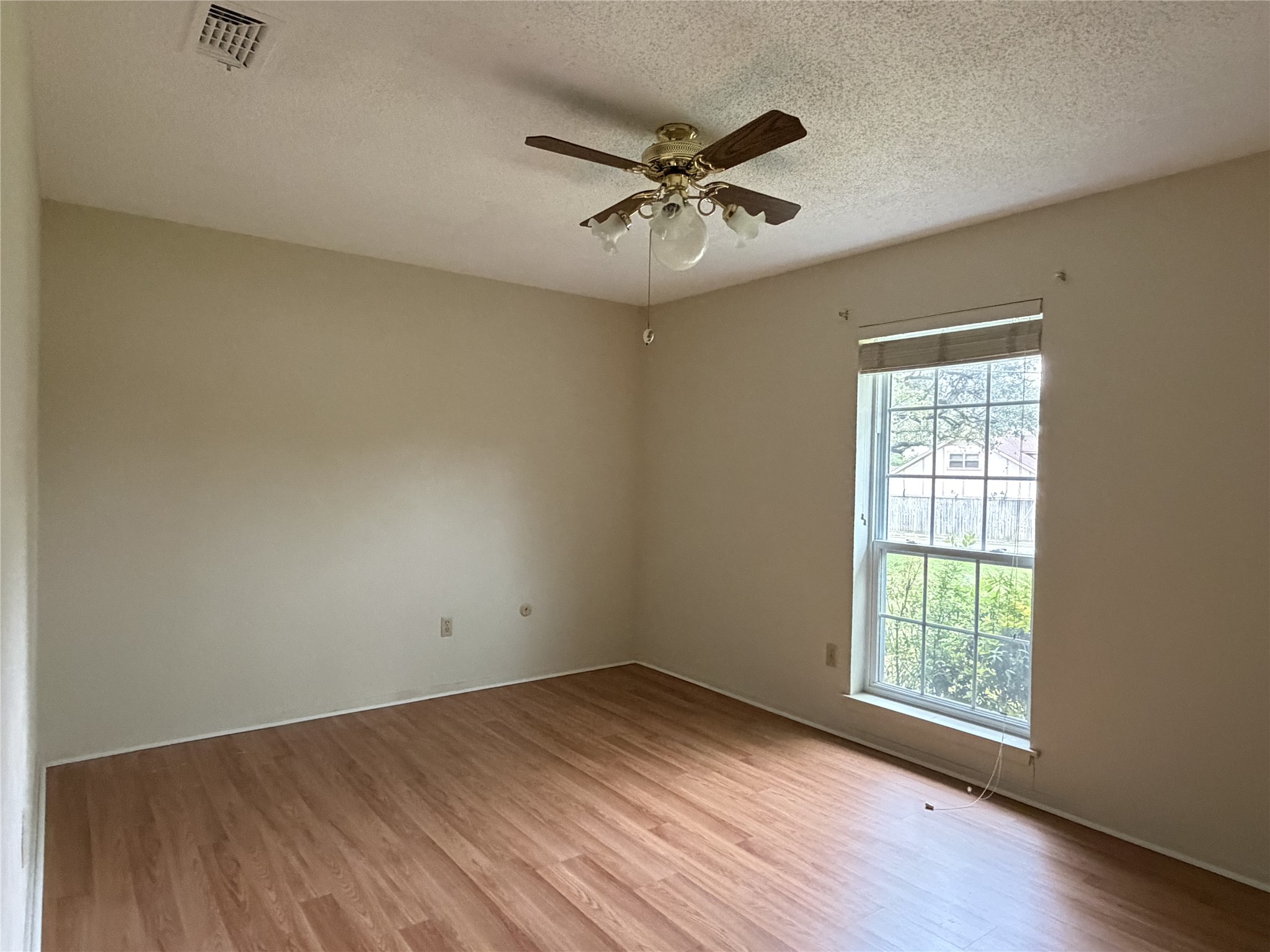 2904 Steve Drive Hurst TX 76054