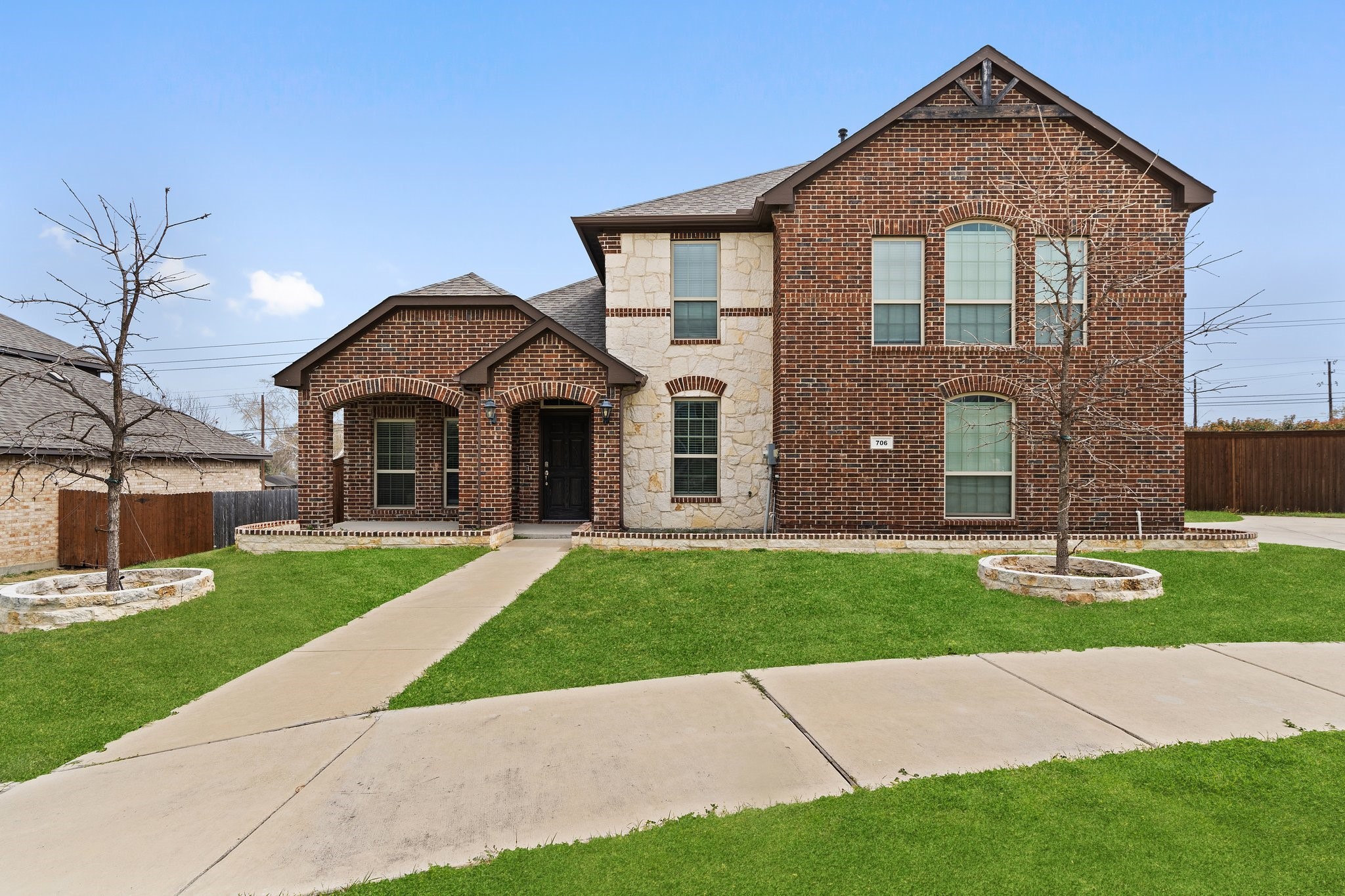 706 Camden Court Desoto TX 75115