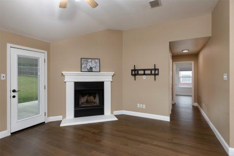 934 Plumeria Drive Arlington TX 76002