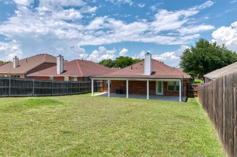 934 Plumeria Drive Arlington TX 76002