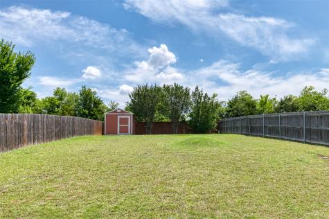 934 Plumeria Drive Arlington TX 76002