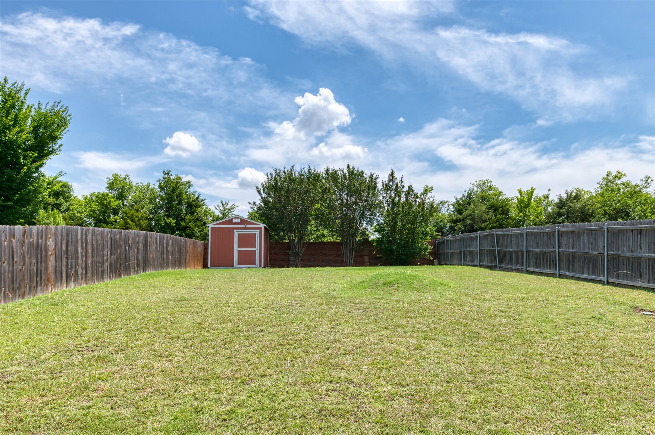 934 Plumeria Drive Arlington TX 76002