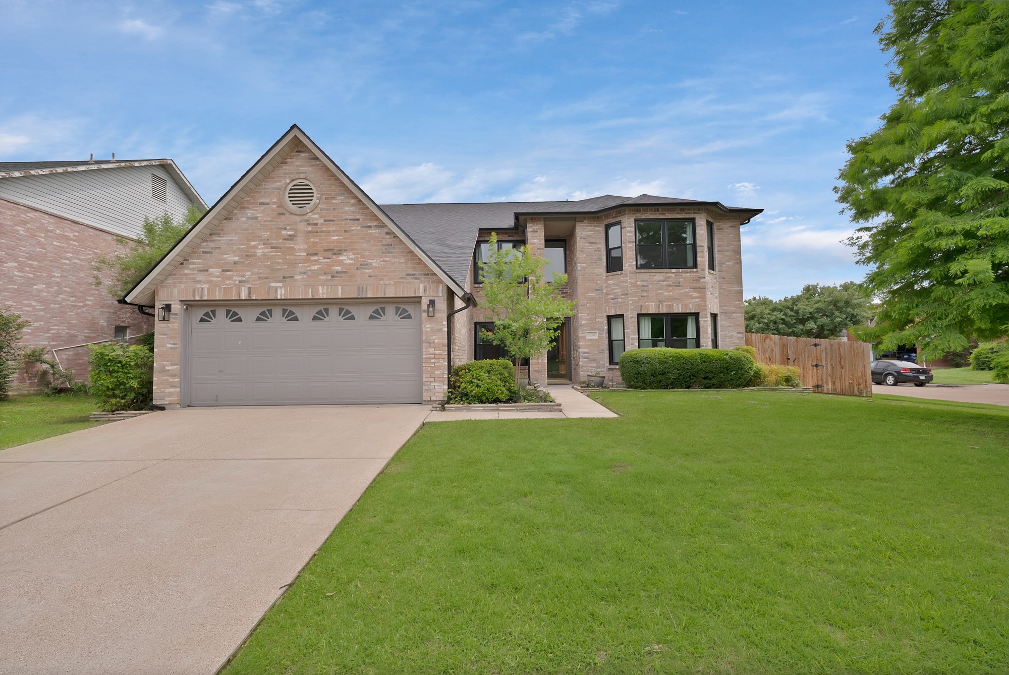 2200 Bantry Lane Arlington TX 76002