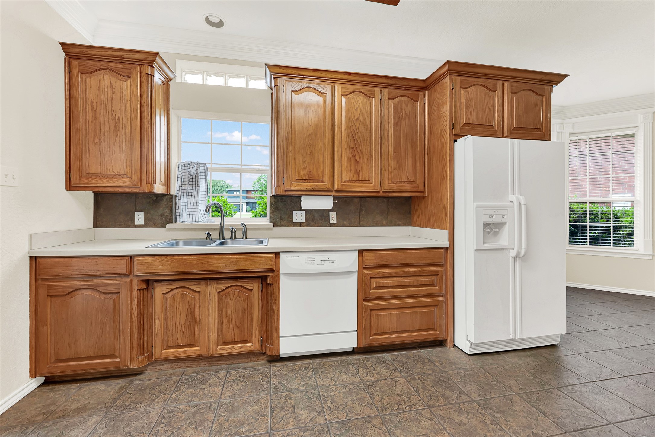 2735 Bent Oaks Drive Burleson TX 76028