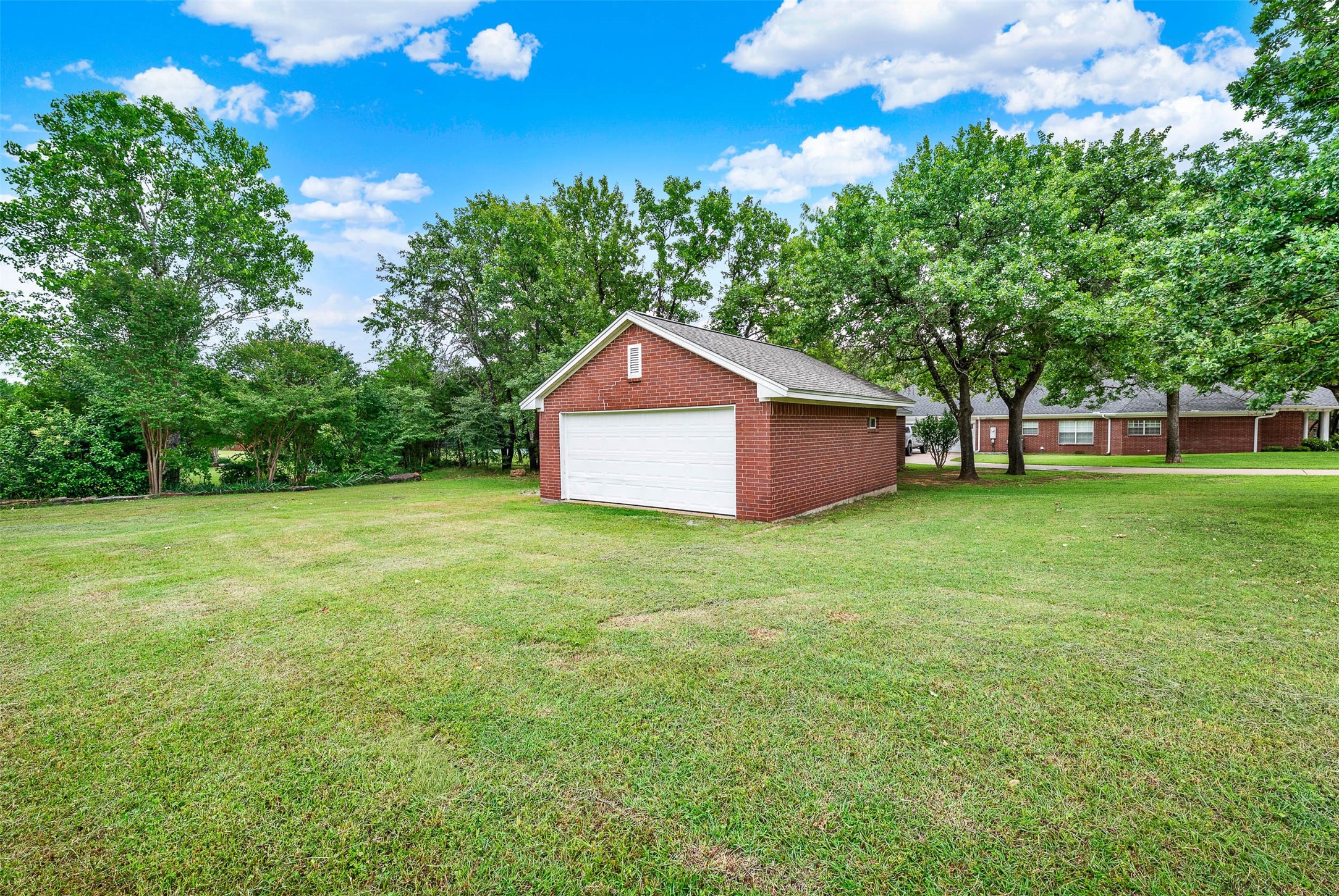 2735 Bent Oaks Drive Burleson TX 76028