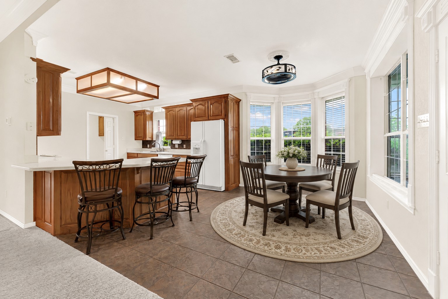 2735 Bent Oaks Drive Burleson TX 76028