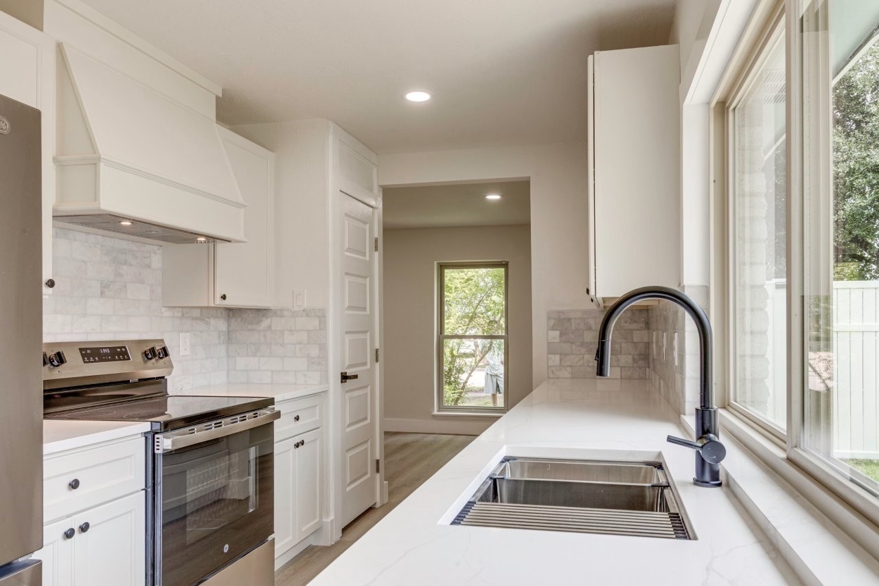 2429 Norway Drive Garland TX 75040
