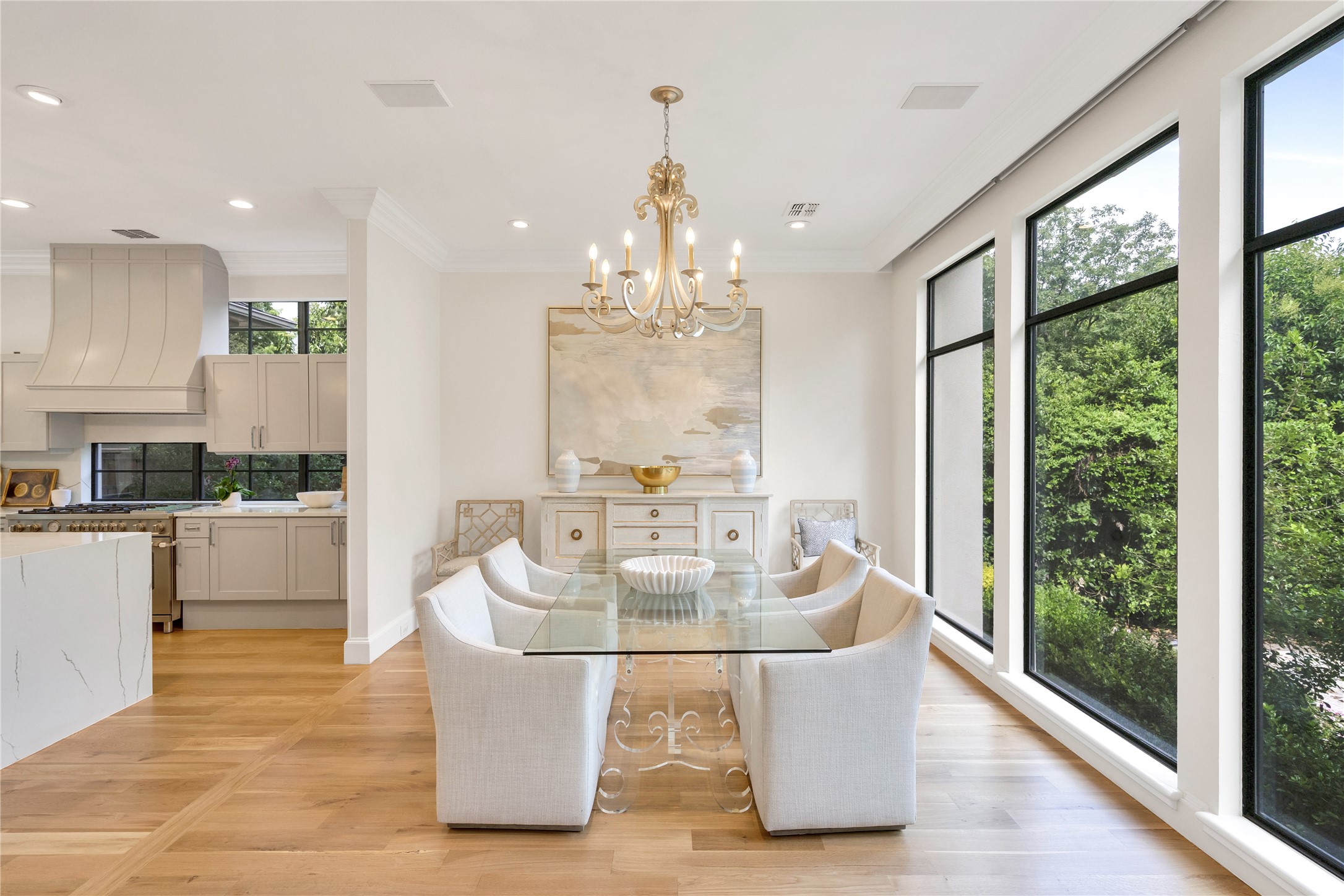 3845 N Versailles Avenue Dallas TX 75209
