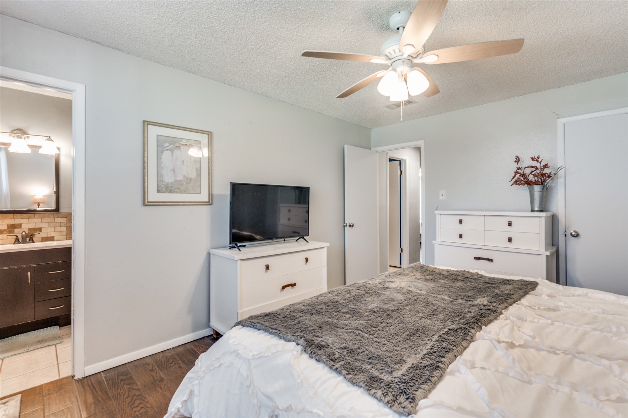 751 Tumbleweed Court Fort Worth TX 76108