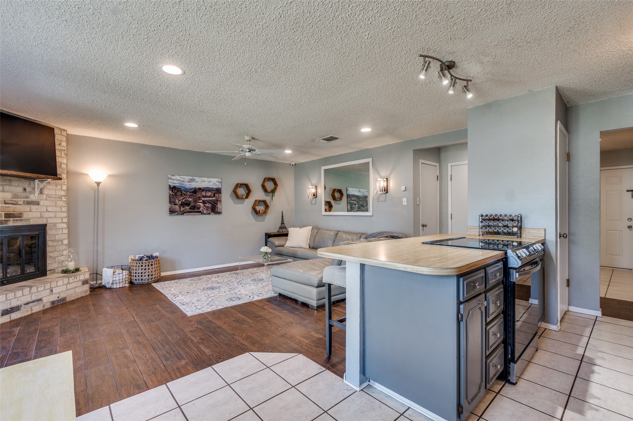 751 Tumbleweed Court Fort Worth TX 76108