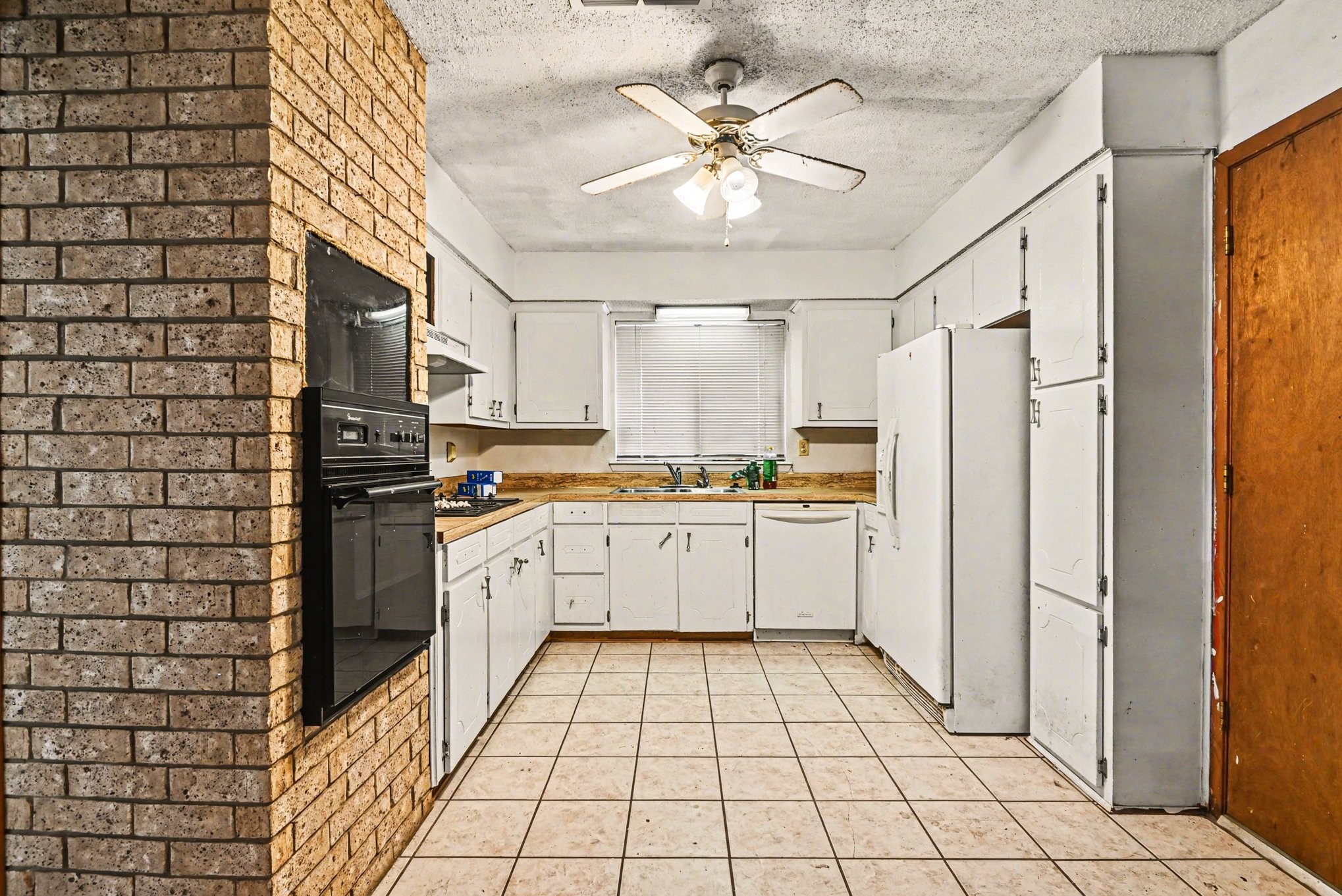 1732 Tanglewood Drive Azle TX 76020