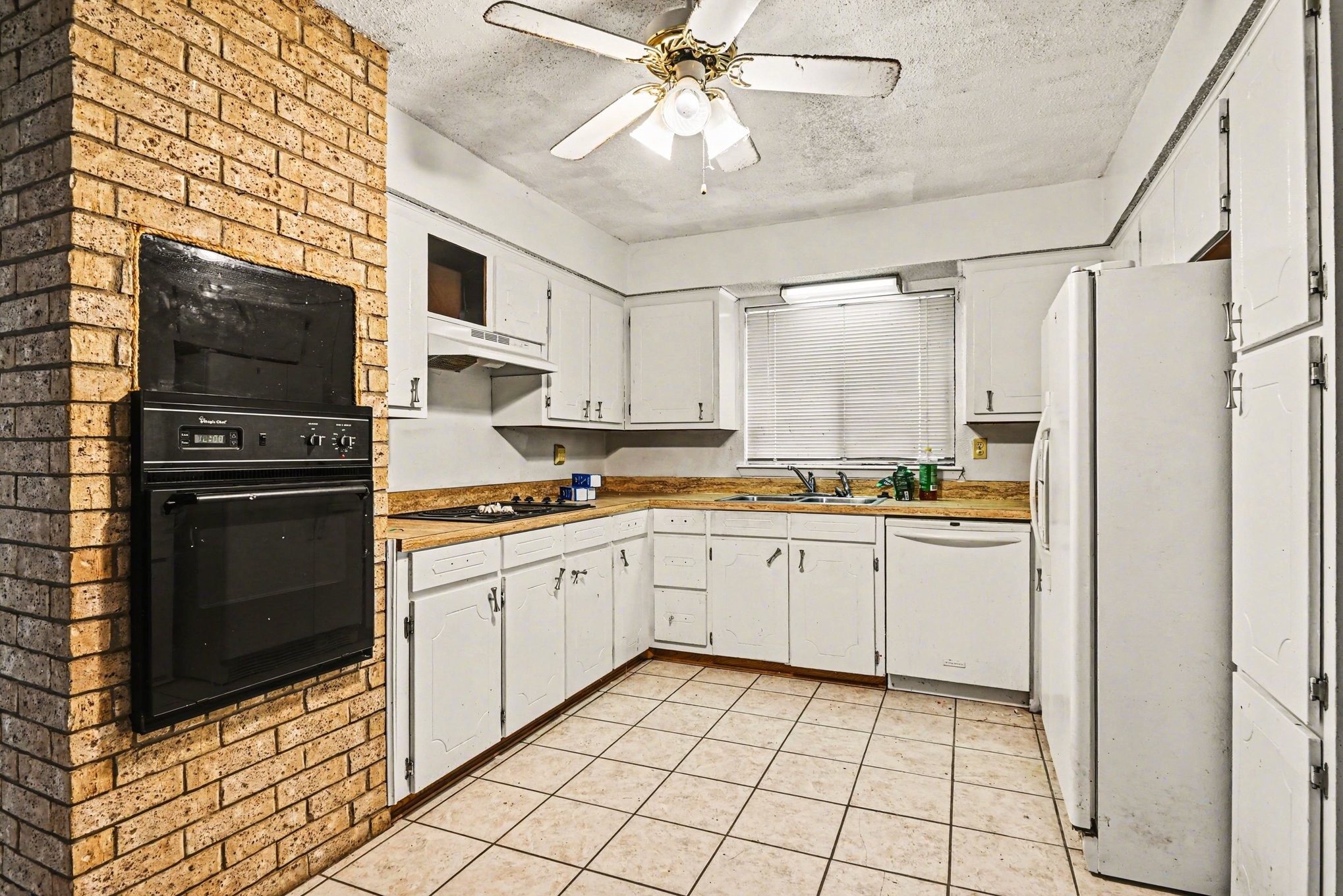 1732 Tanglewood Drive Azle TX 76020