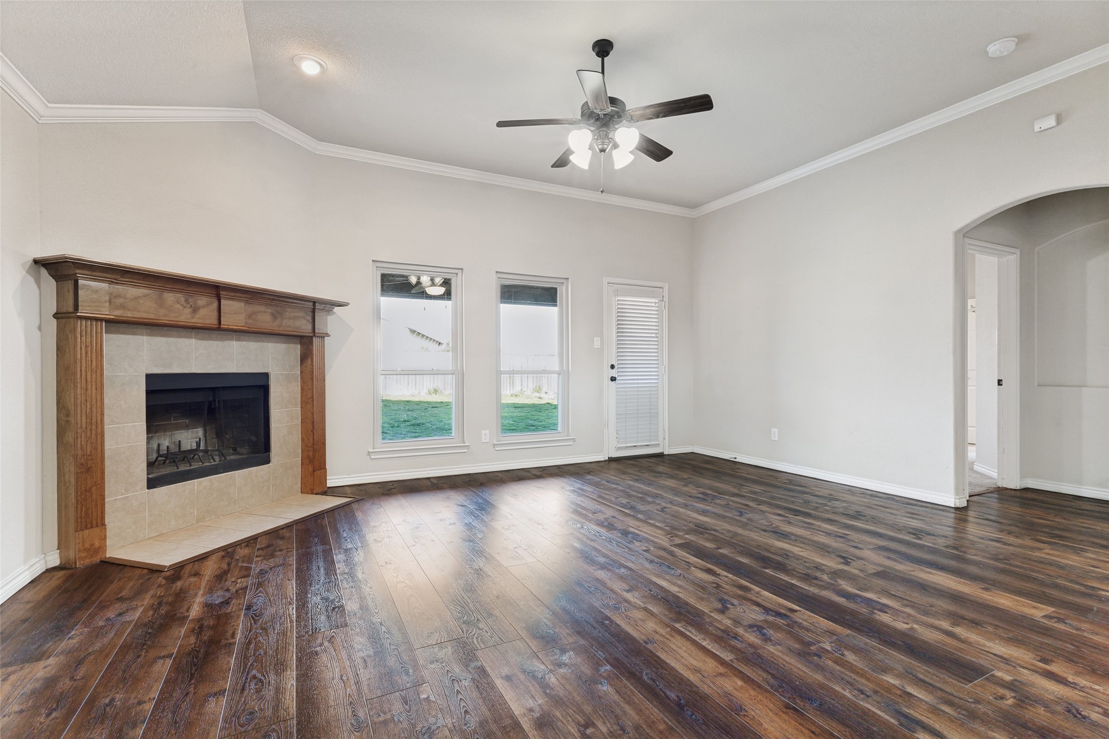 6033 Paddlefish Drive Fort Worth TX 76179