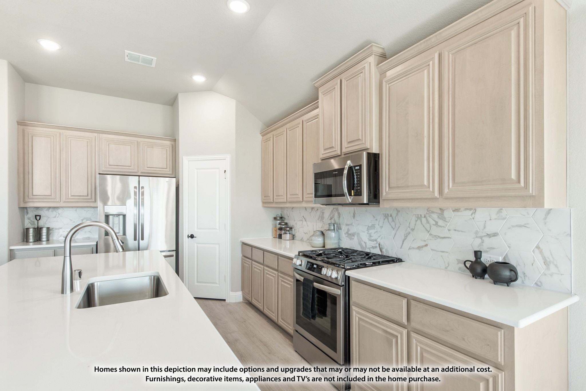 136 Rosewood Drive Glenn Heights TX 75154