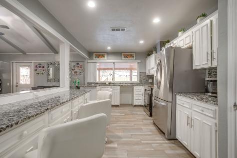 906 Cypress Court Arlington TX 76014