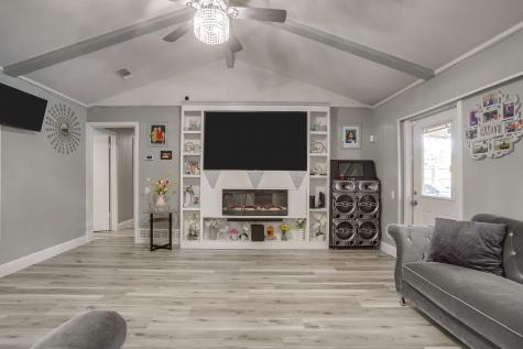 906 Cypress Court Arlington TX 76014