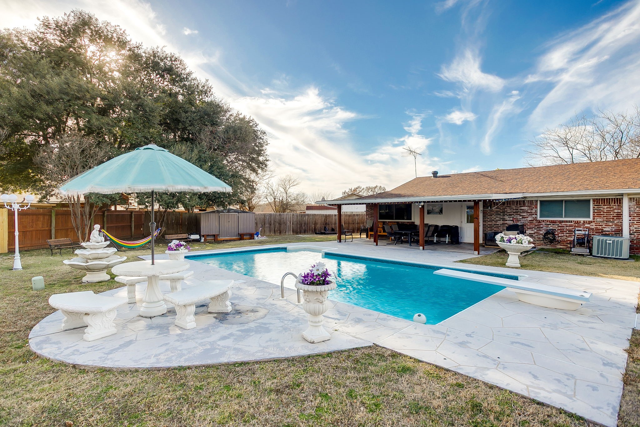 906 Cypress Court Arlington TX 76014