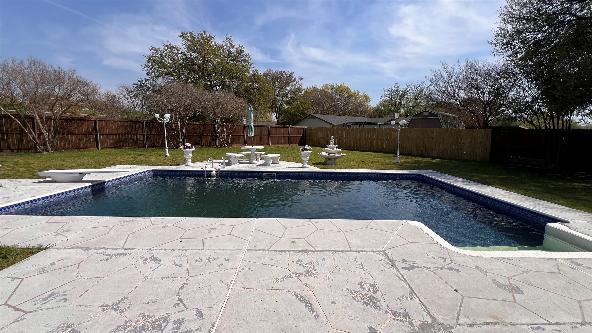 906 Cypress Court Arlington TX 76014