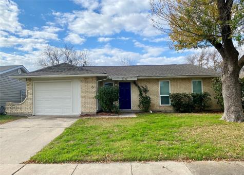 1202 Whiteoak Drive Garland TX 75040