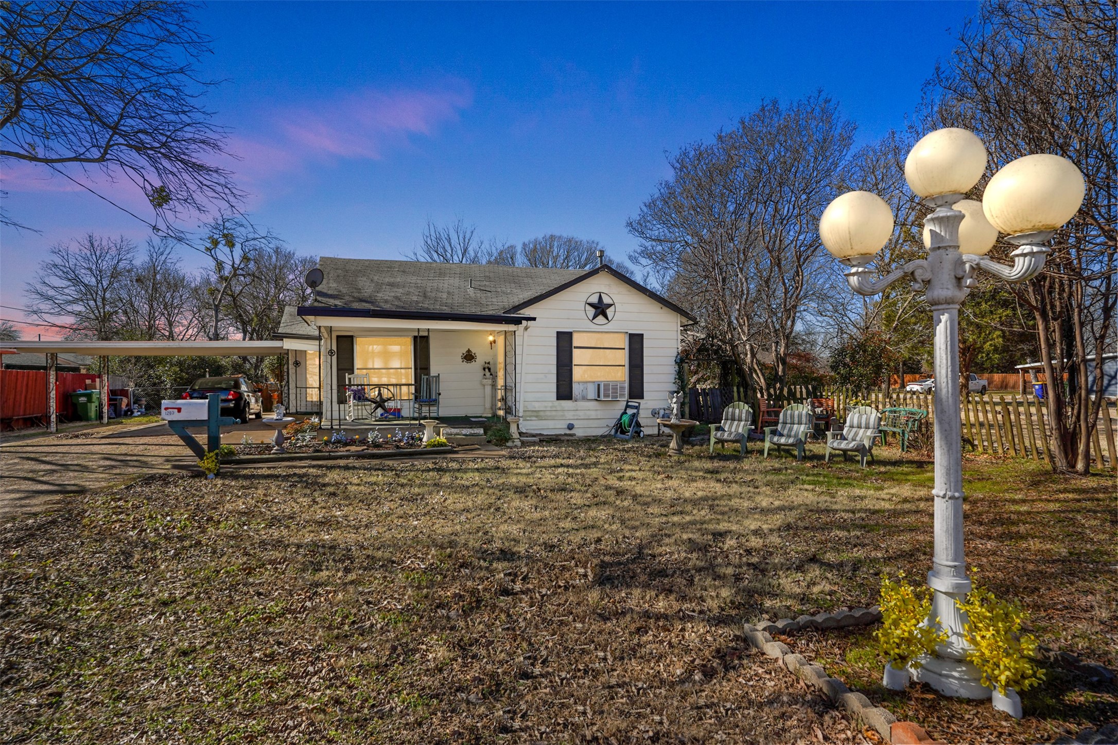 1203 N Kaufman Street Seagoville TX 75159