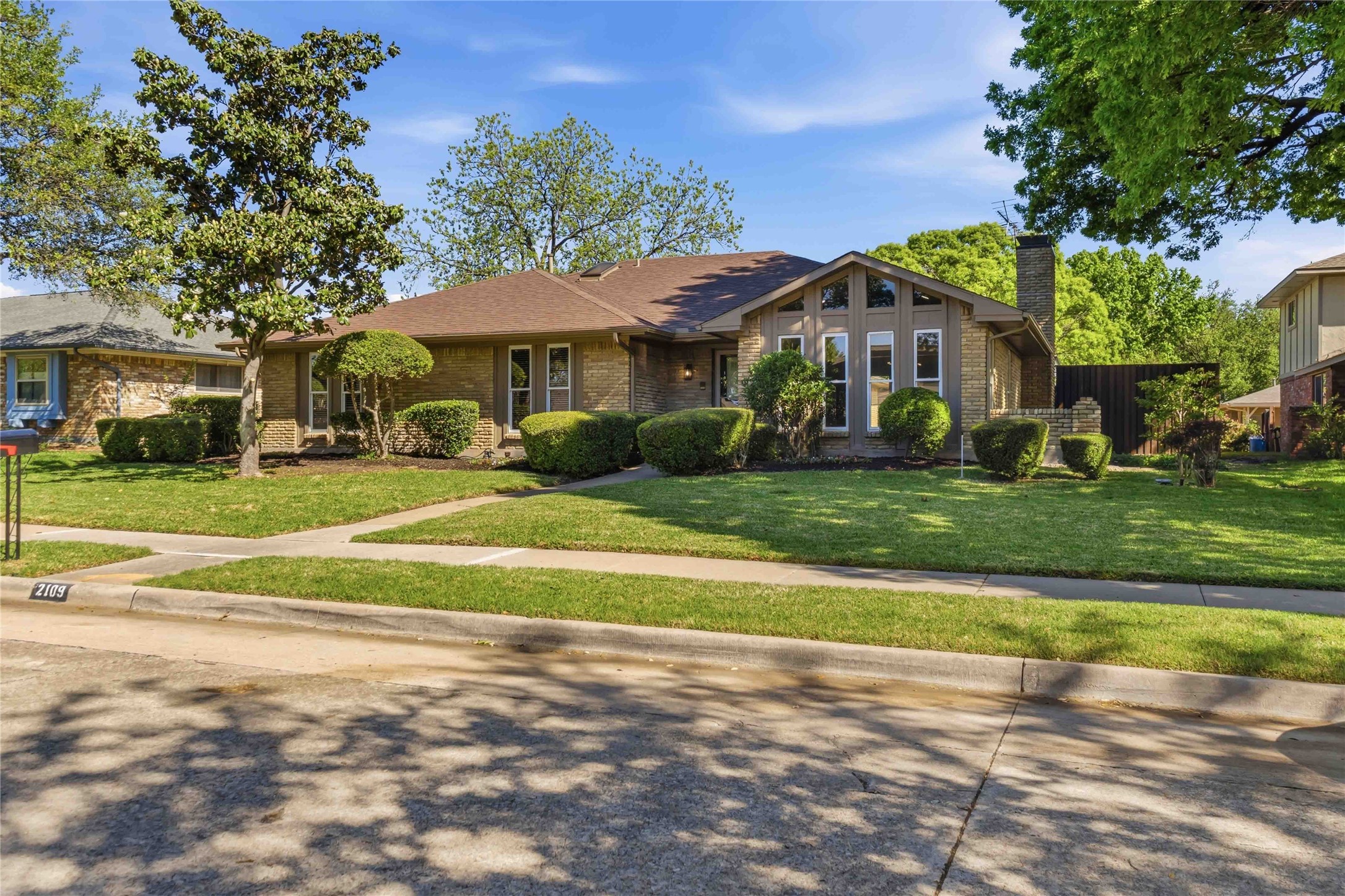2109 Heather Hill Lane Plano TX 75075