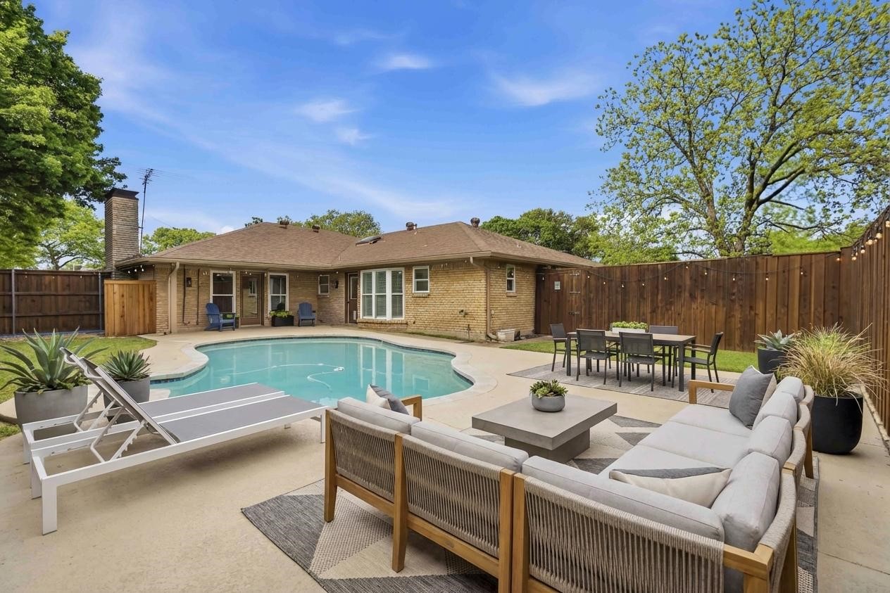 2109 Heather Hill Lane Plano TX 75075