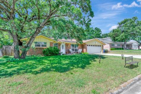 1032 Idlewood Avenue Azle TX 76020