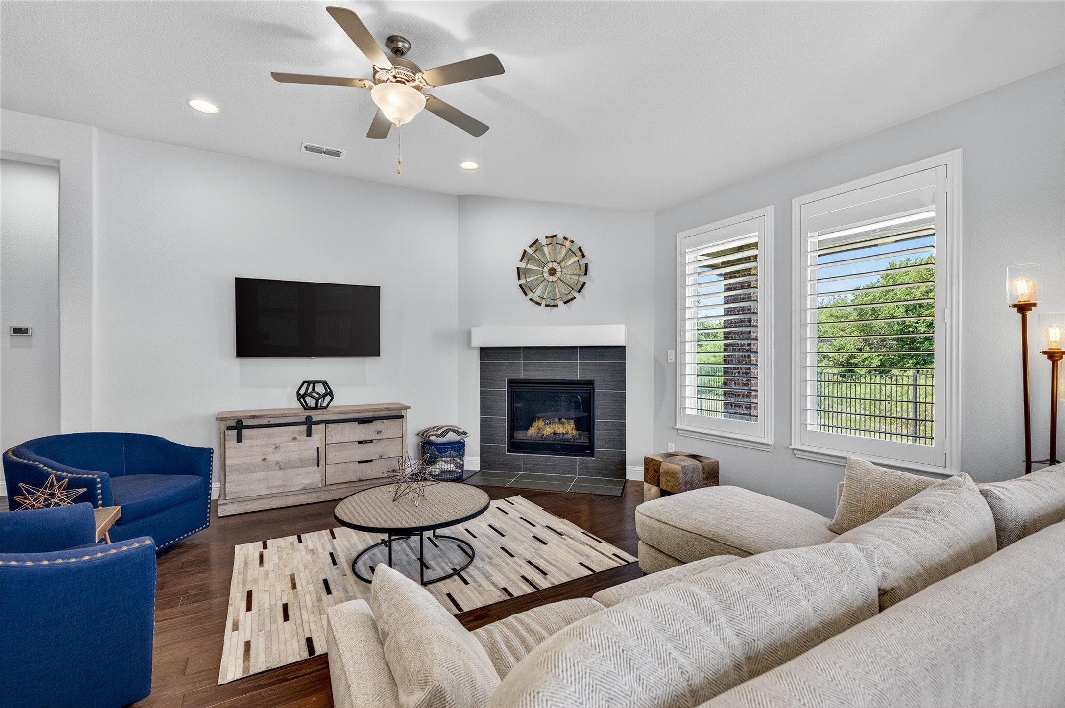 2552 Barton Creek Boulevard The Colony TX 75056