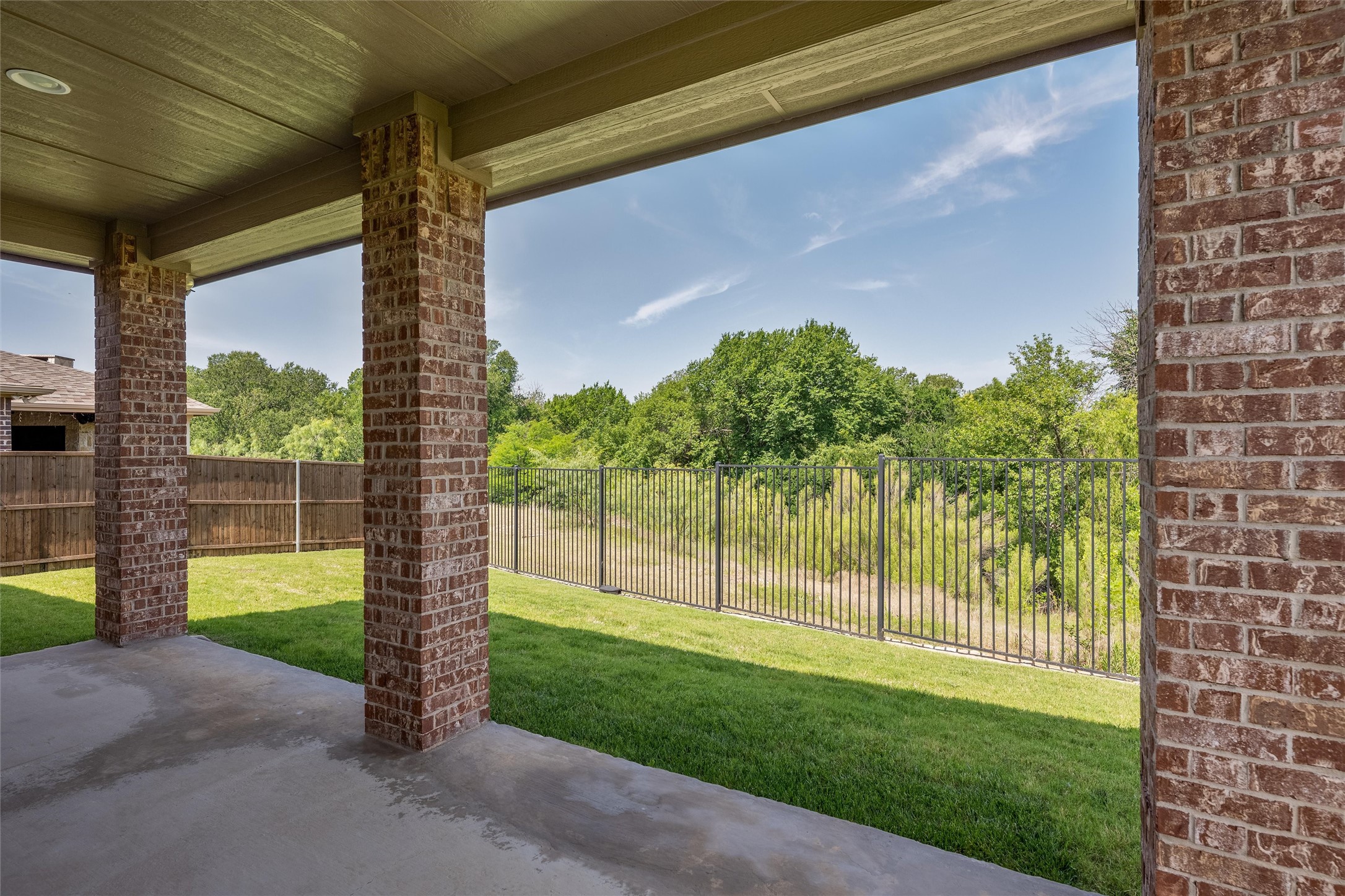 2552 Barton Creek Boulevard The Colony TX 75056