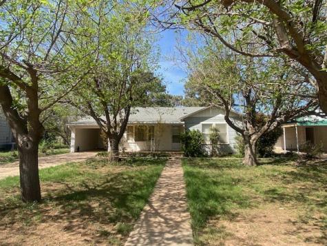 1315 Hudson Road Stamford TX 79553