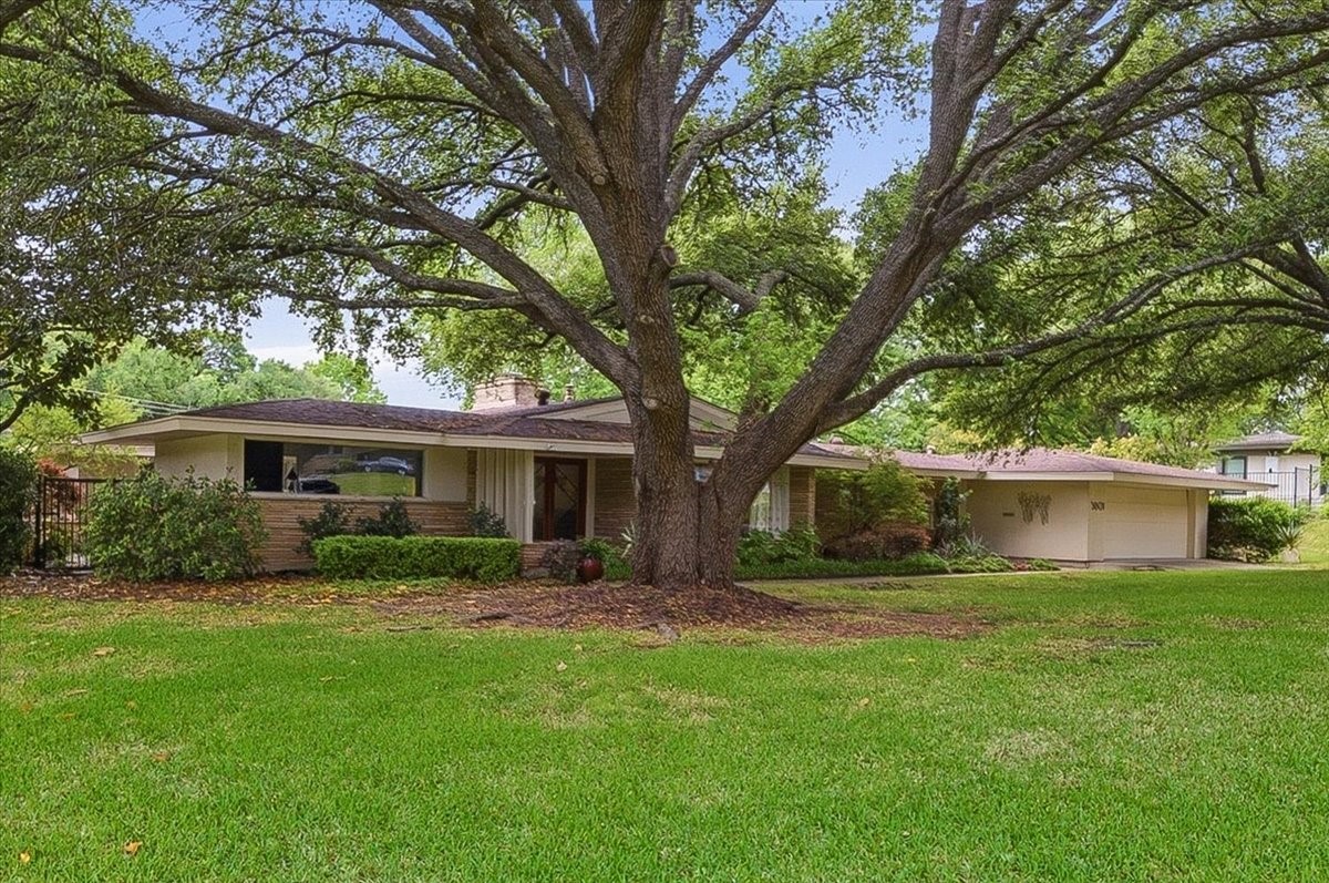 3601 Encanto Fort Worth TX 76109