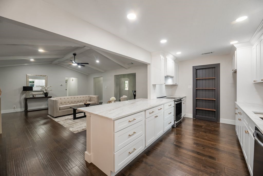 302 Shady Hill Drive Richardson TX 75080
