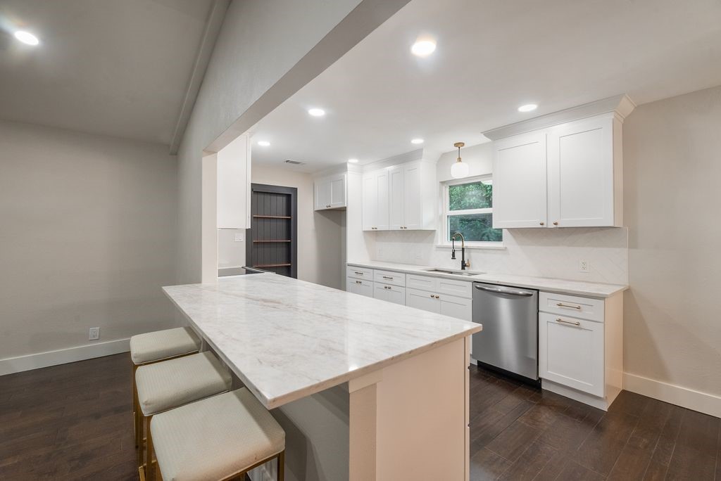 302 Shady Hill Drive Richardson TX 75080