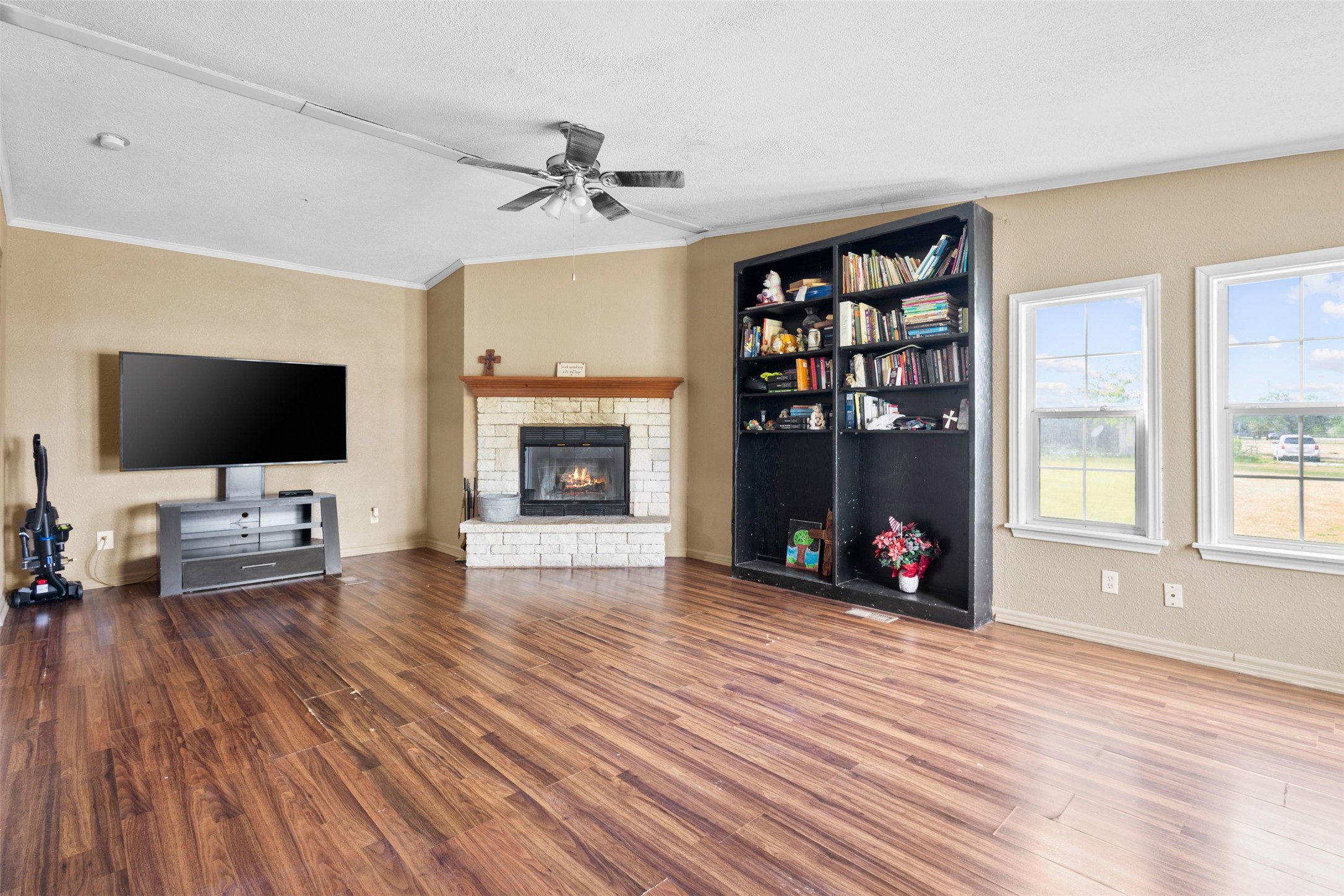 335 County Road 2100 Corsicana TX 75110