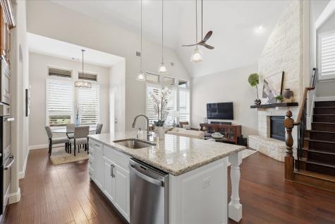 2352 Stallion Street Carrollton TX 75010