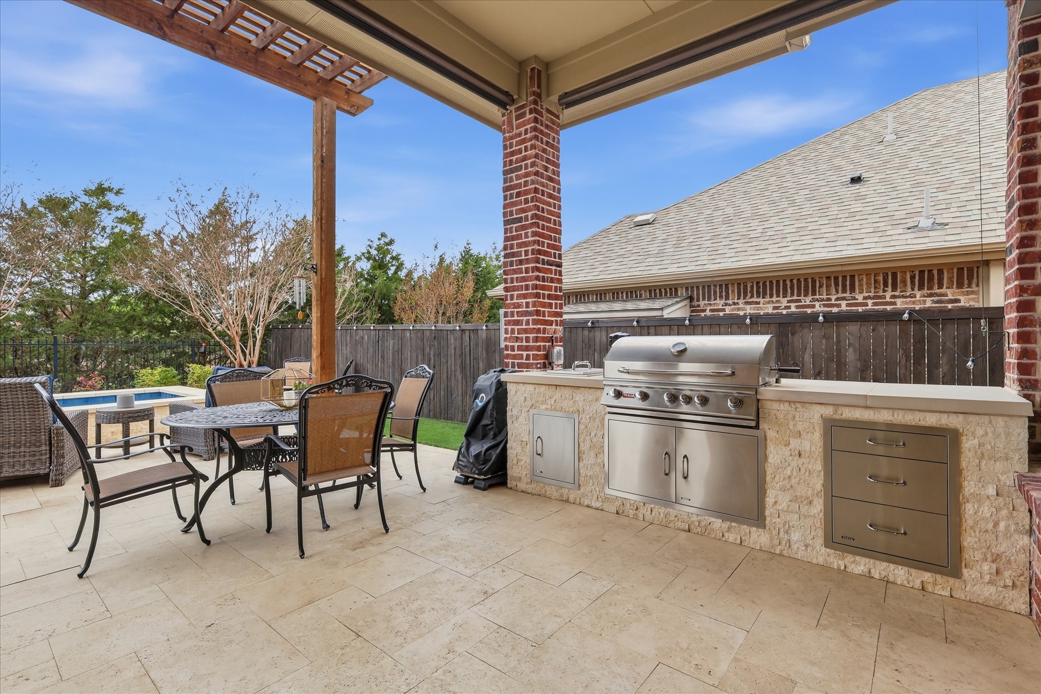2352 Stallion Street Carrollton TX 75010