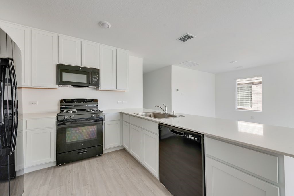 917 Shady Oaks Drive Ennis TX 75119