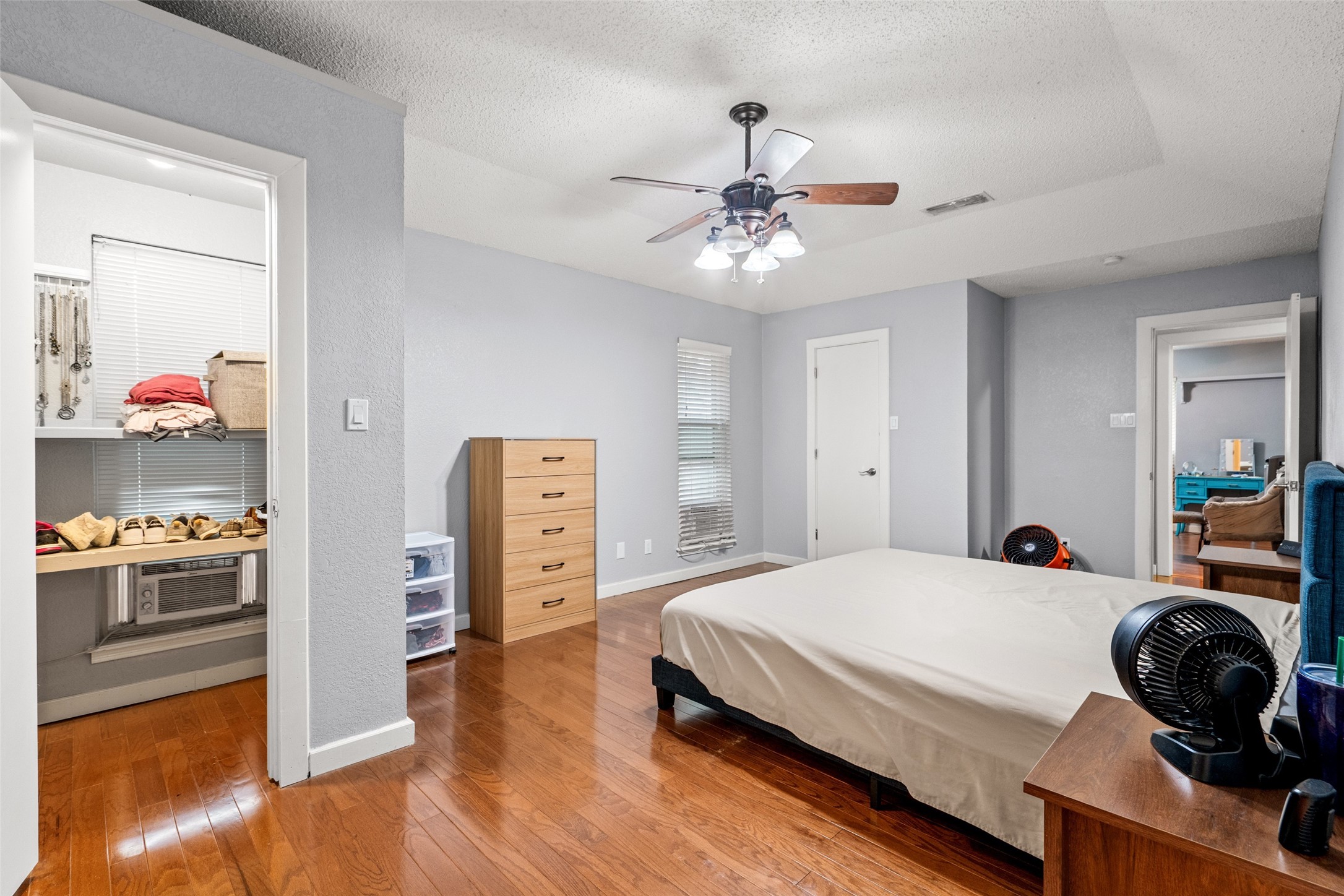 701 Wood Lane Azle TX 76020