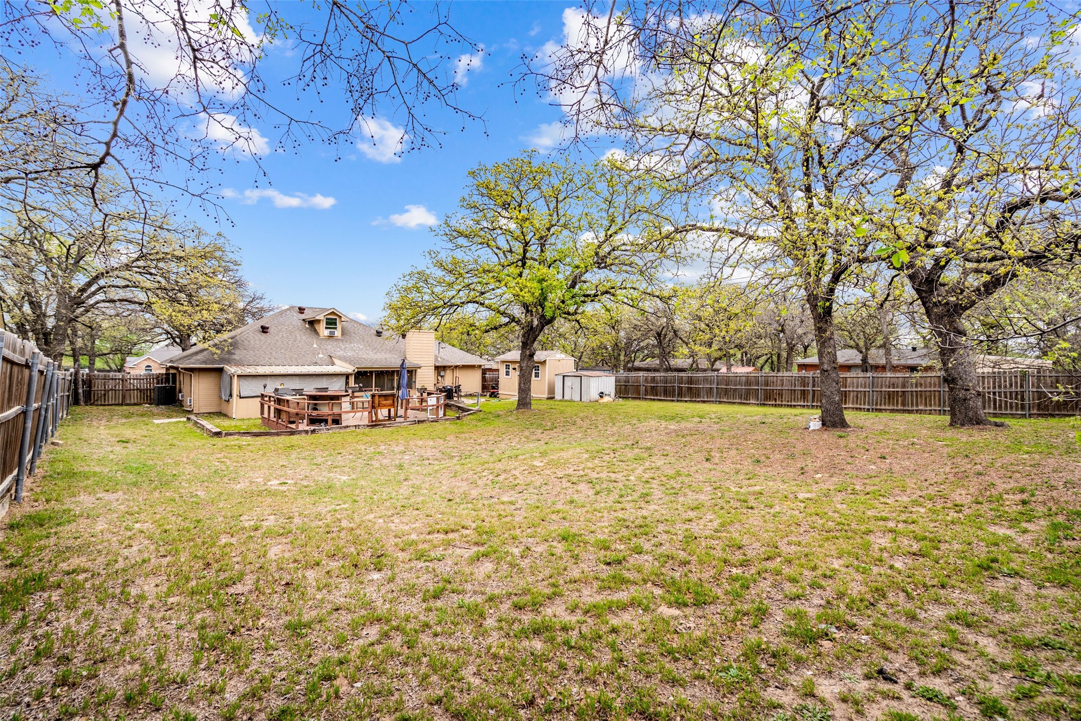 701 Wood Lane Azle TX 76020