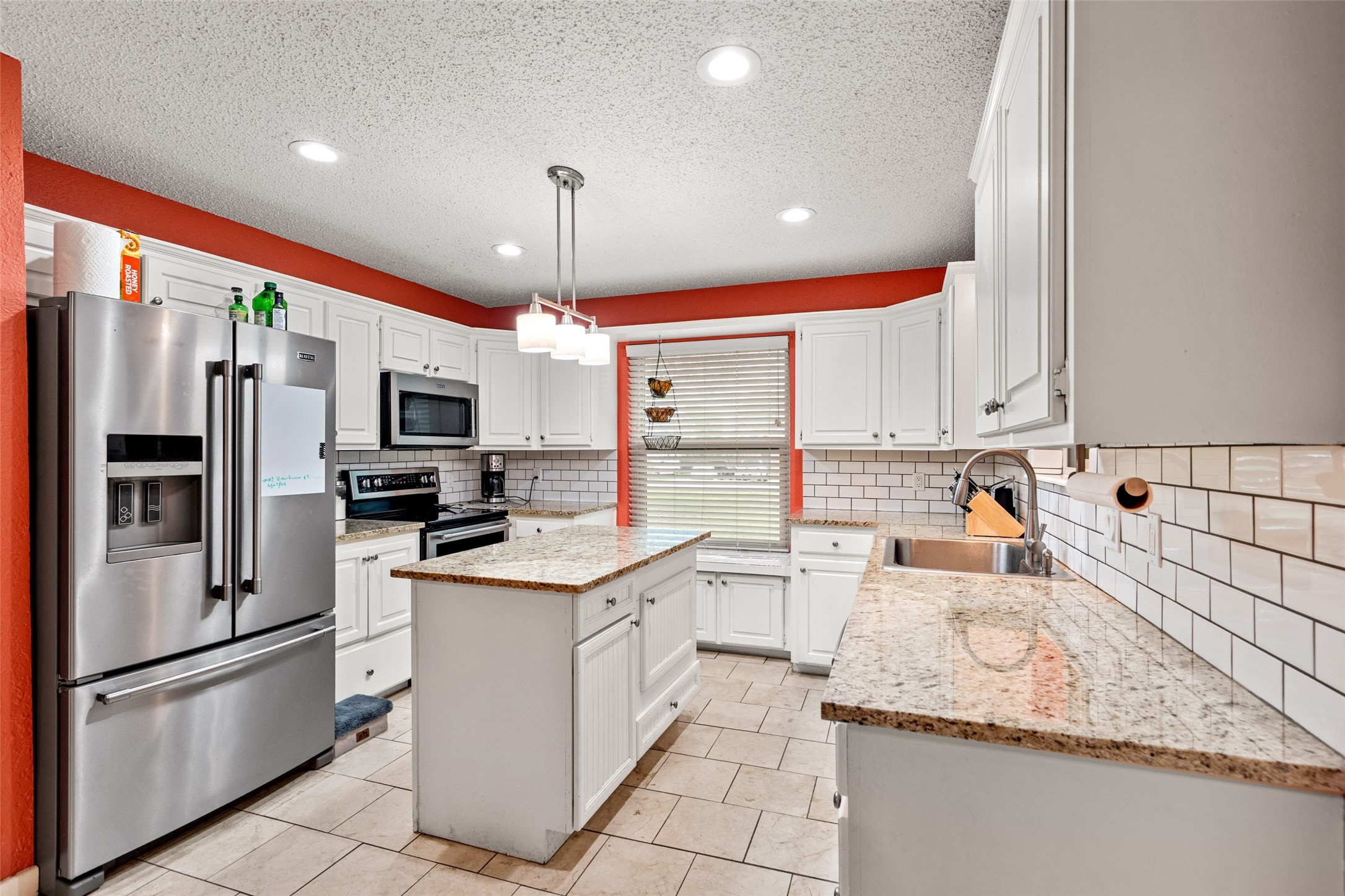 701 Wood Lane Azle TX 76020