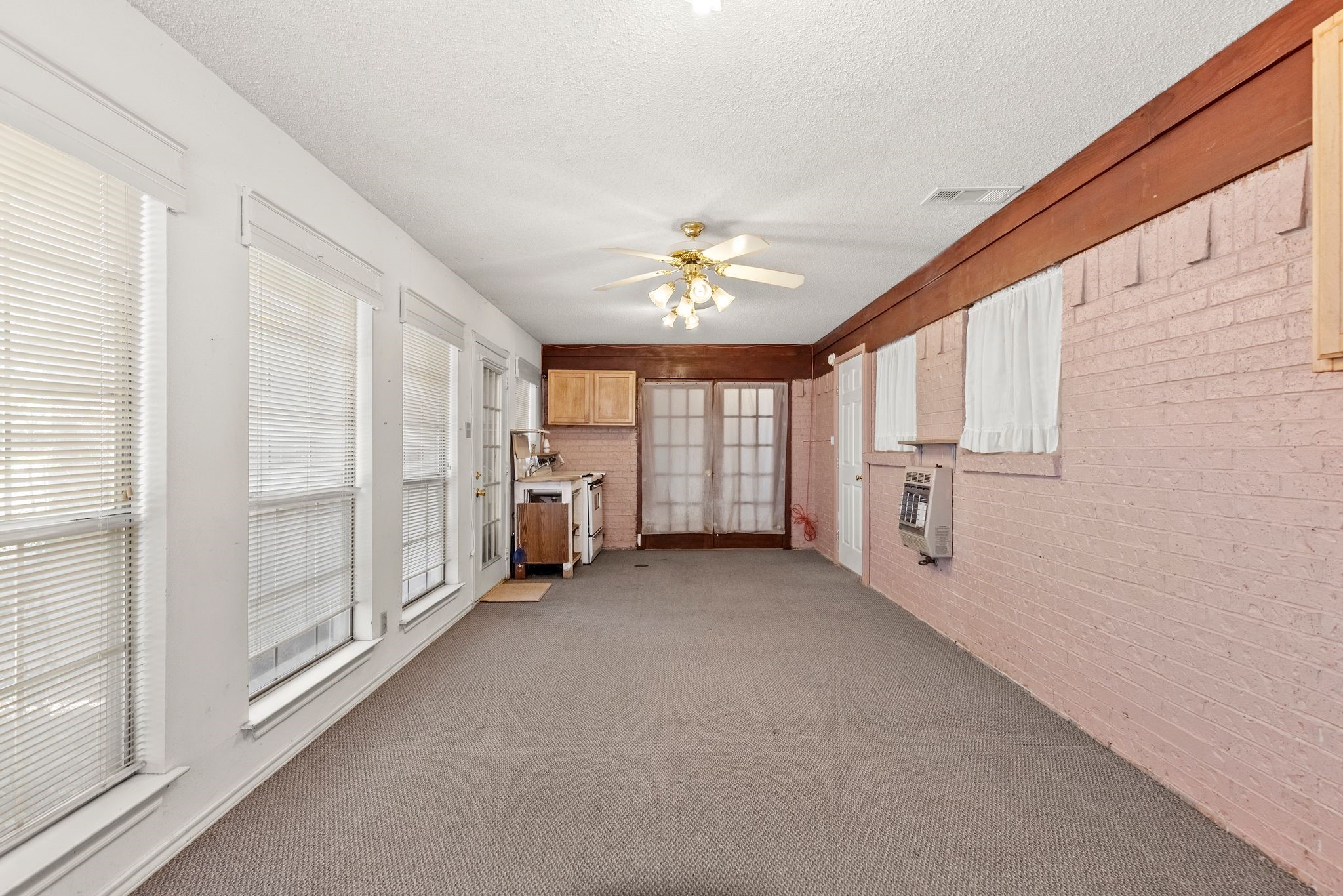 3013 Arapaho Road Commerce TX 75428