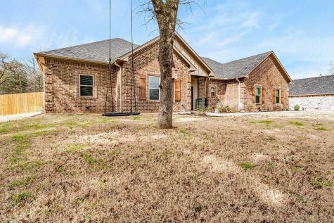 137 Private Road 6305 Mineola TX 75773